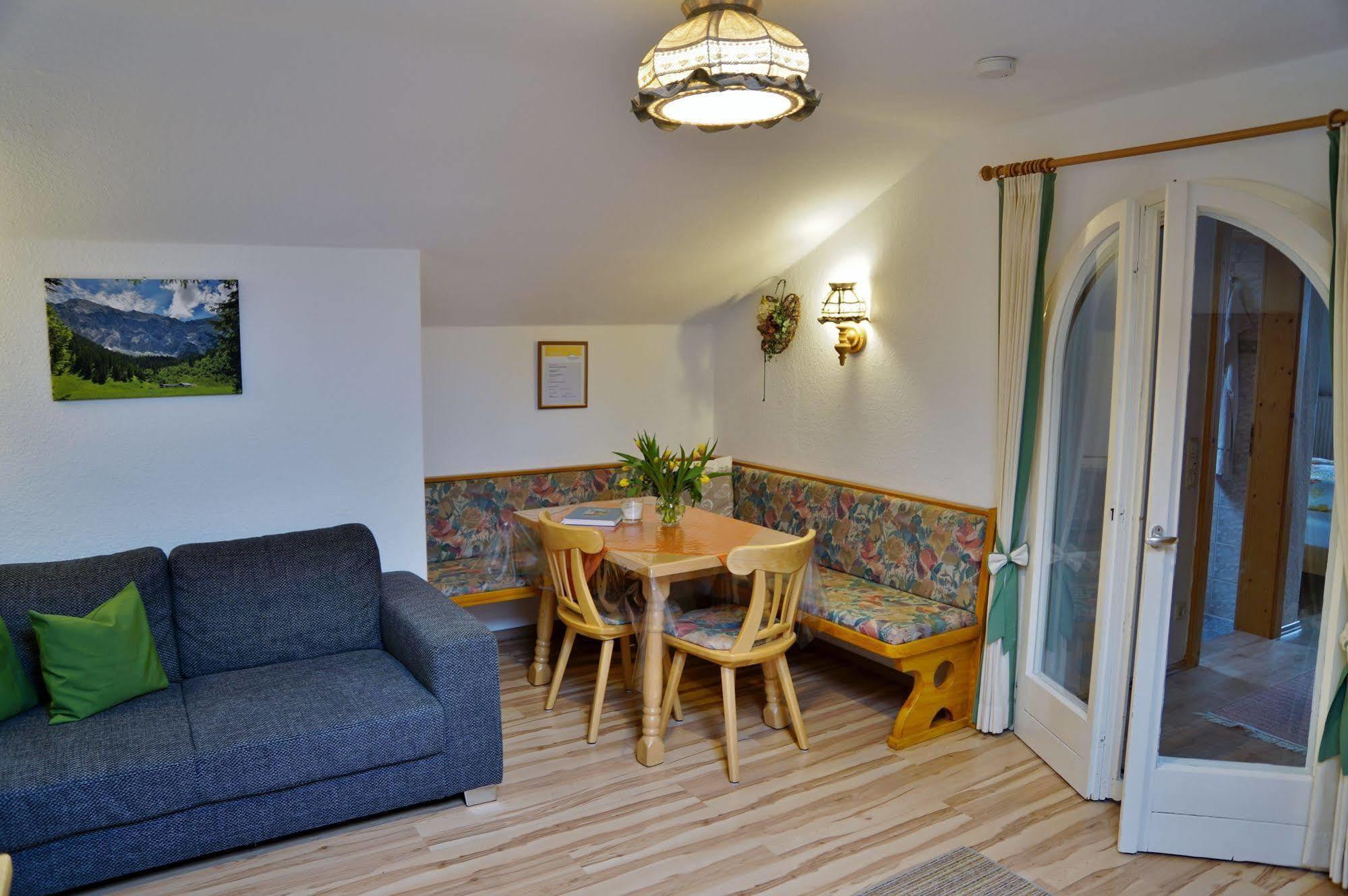 Ferienwohnung Johannesklause Mittenwald Exterior photo